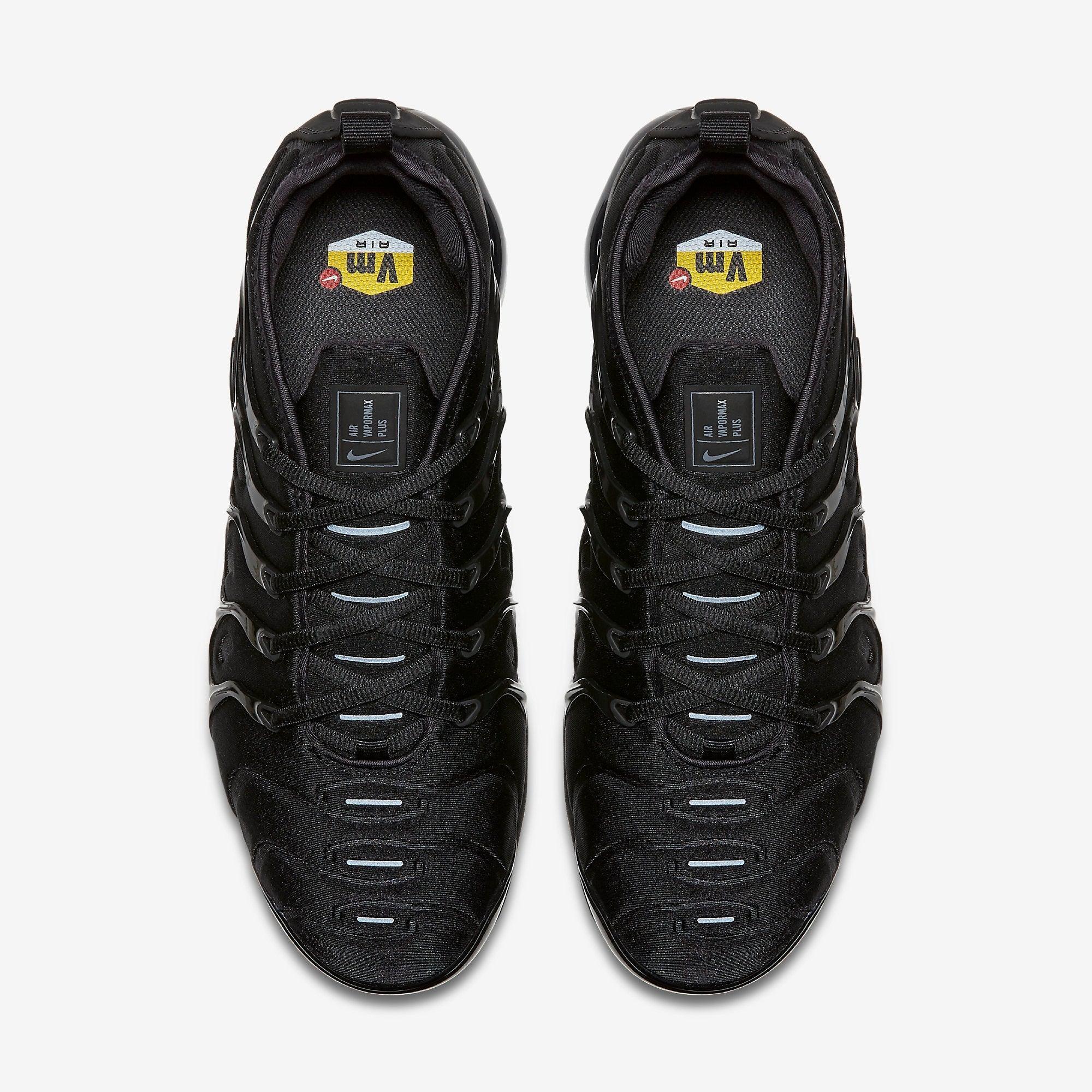 Nike Air VaporMax Plus 'Triple Black'