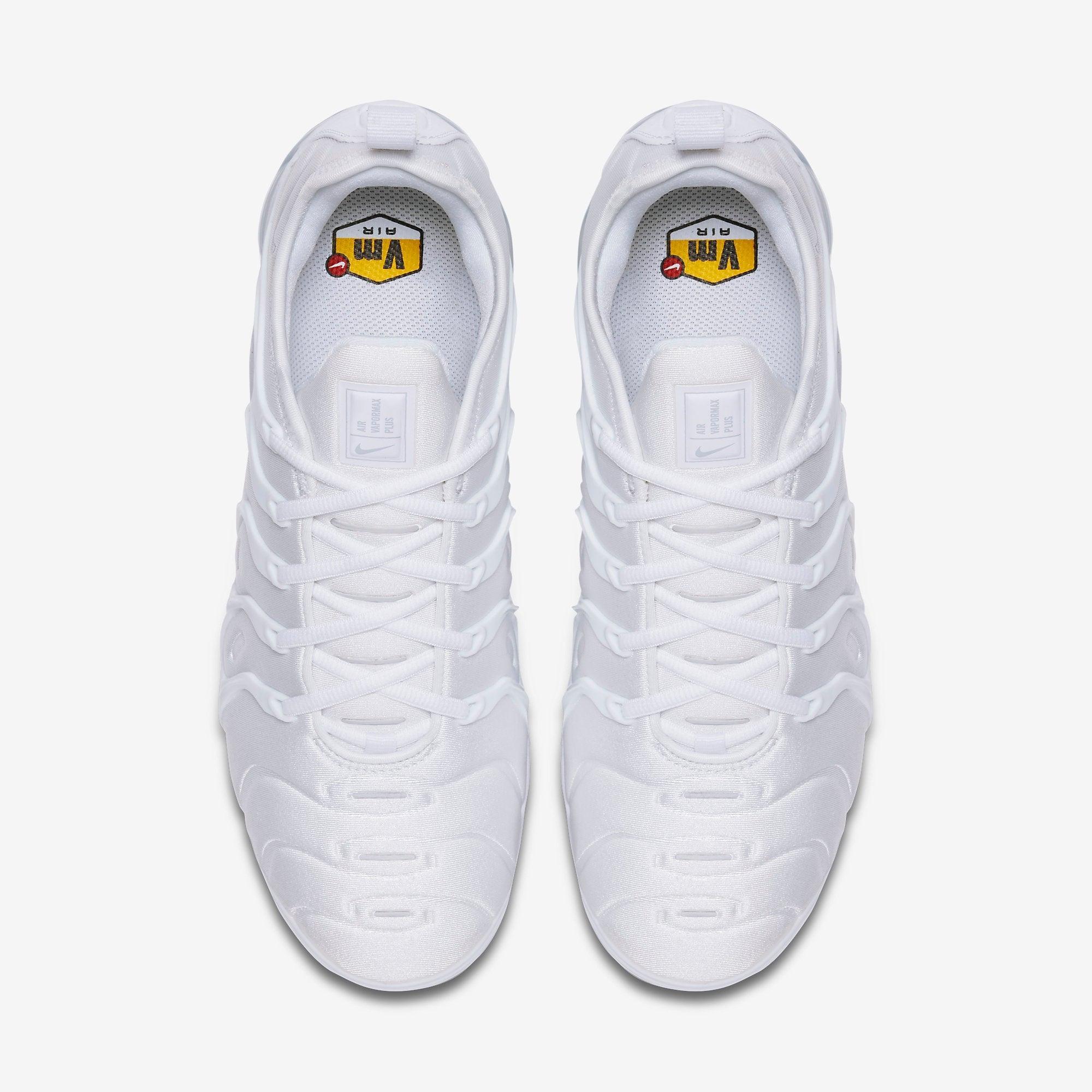 Nike Air VaporMax Plus “Triple White”