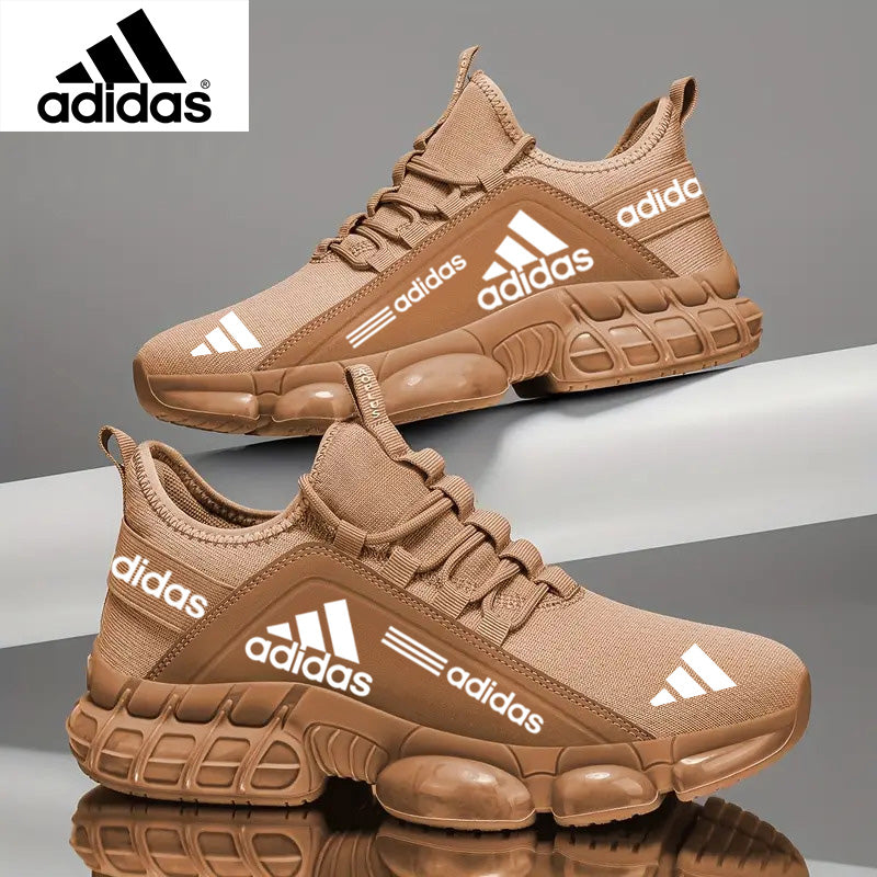 Αναπνέοντα και ελαφριά αθλητικά παπούτσια adidas