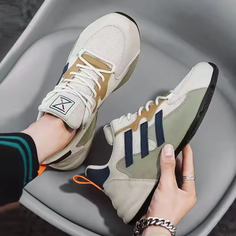 Άνετα casual αθλητικά παπούτσια Adidas που απορροφούν τους κραδασμούς