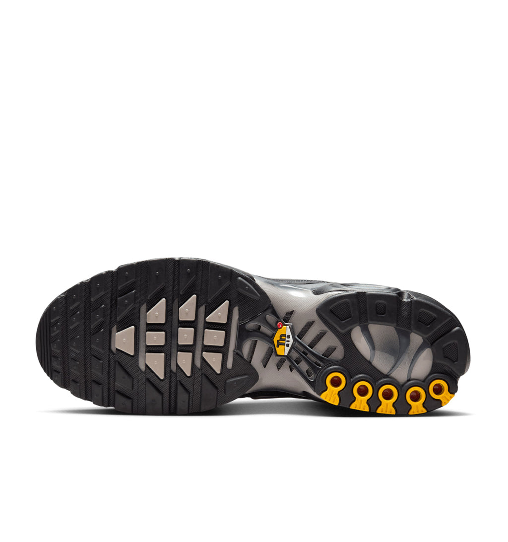 Nike Air Max Plus Cordura Returns In “Dark Smoke Grey”